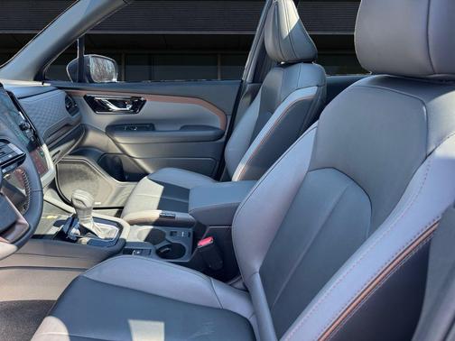 Crystal Black Silica 2025 Subaru Forester Sport