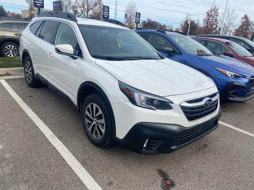 2022 Subaru Outback Premium