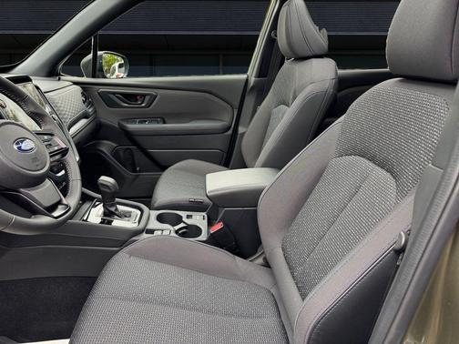Autumn Green Metallic 2025 Subaru Forester Premium