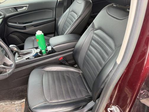 Burgundy Velvet Metallic Tinted Clearcoat 2018 Ford Edge SEL