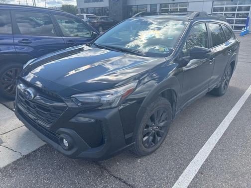 Crystal Black Silica 2024 Subaru Outback Onyx Edition