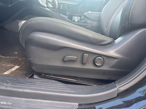 Crystal Black Silica 2024 Subaru Outback Onyx Edition