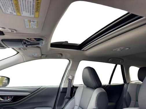 Crystal Black Silica 2024 Subaru Outback Onyx Edition