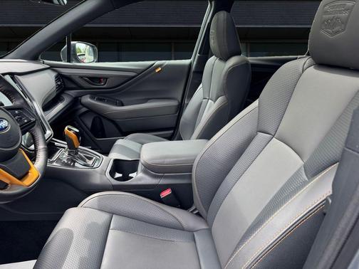 Ice Silver Metallic 2024 Subaru Outback Wilderness