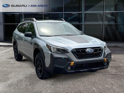 Ice Silver Metallic 2024 Subaru Outback Wilderness