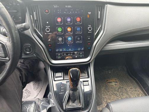 Ice Silver Metallic 2024 Subaru Outback Wilderness