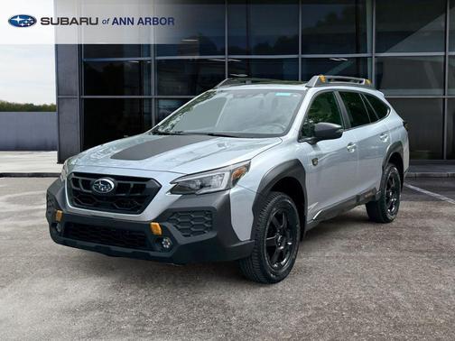 Ice Silver Metallic 2024 Subaru Outback Wilderness