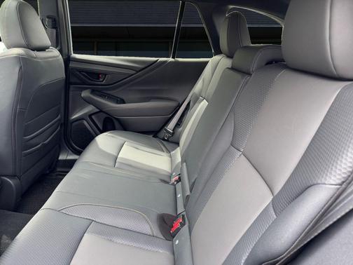 Ice Silver Metallic 2024 Subaru Outback Wilderness