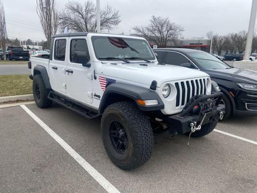 Bright White Clearcoat 2020 Jeep Gladiator Sport S