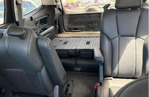 Magnetite Gray Metallic 2022 Subaru Ascent Touring 7-Passenger