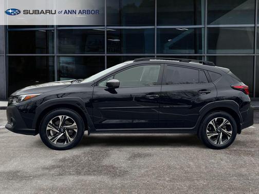 Crystal Black Silica 2024 Subaru Crosstrek Premium