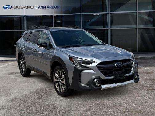 Ice Silver Metallic 2024 Subaru Outback Limited XT