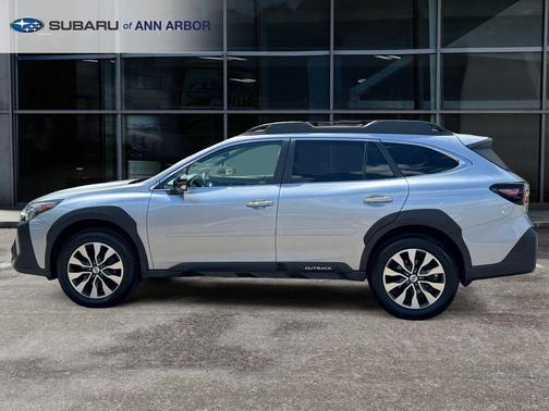 Ice Silver Metallic 2024 Subaru Outback Limited XT