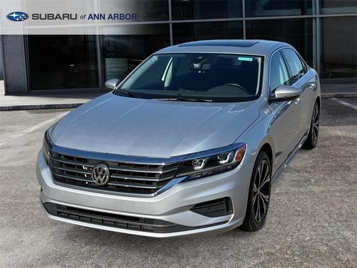 2020 Volkswagen Passat 2.0T SE