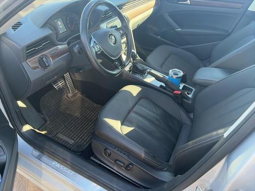 2020 Volkswagen Passat 2.0T SE