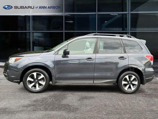 Dark Gray Metallic 2018 Subaru Forester 2.5i Premium