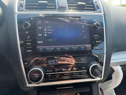 Abyss Blue Pearl 2019 Subaru Outback 2.5i Premium