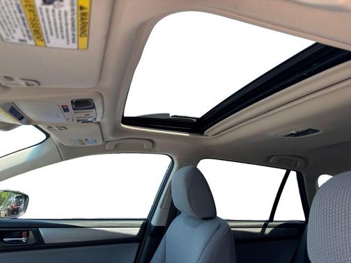 Abyss Blue Pearl 2019 Subaru Outback 2.5i Premium