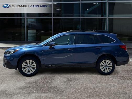 Abyss Blue Pearl 2019 Subaru Outback 2.5i Premium