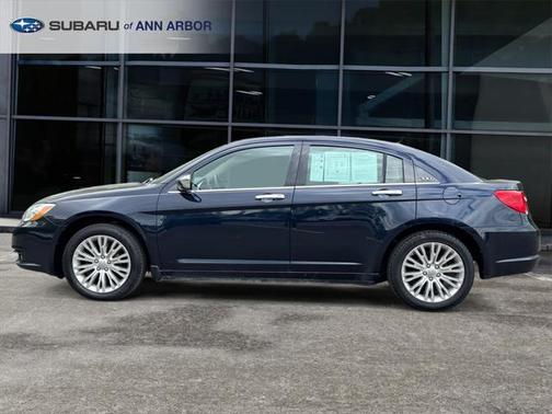 2011 Chrysler 200 Limited