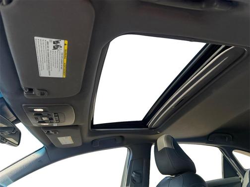 2019 Toyota Avalon Hybrid XLE Plus