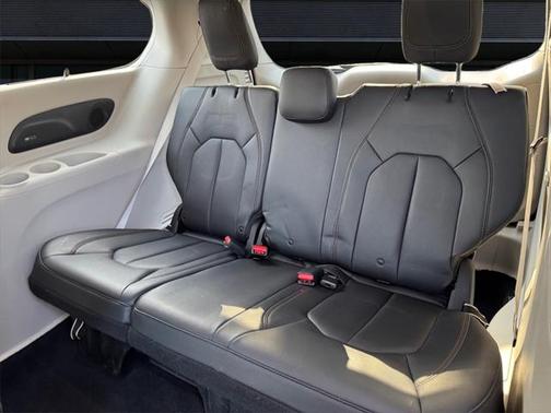 2019 Chrysler Pacifica Touring-L Plus