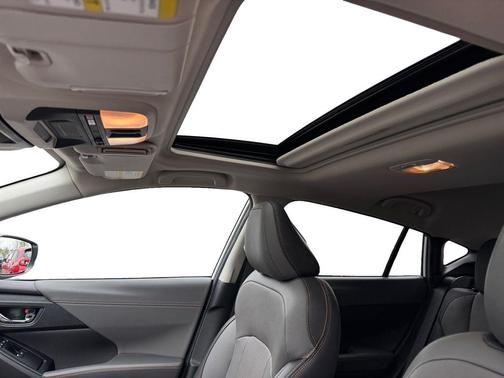 Crystal White Pearl 2024 Subaru Crosstrek Limited