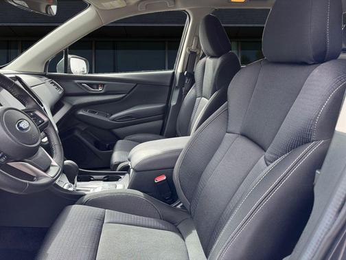 Magnetite Gray Metallic 2023 Subaru Ascent Premium 8-Passenger