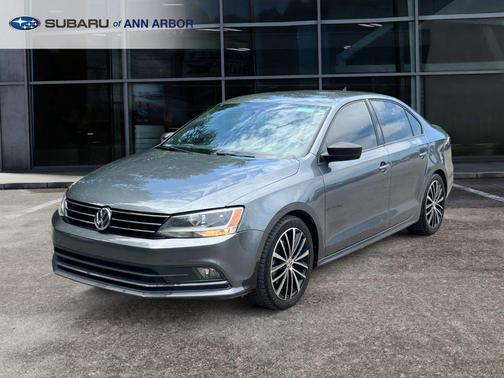 Platinum Gray Metallic 2016 Volkswagen Jetta 1.8T Sport