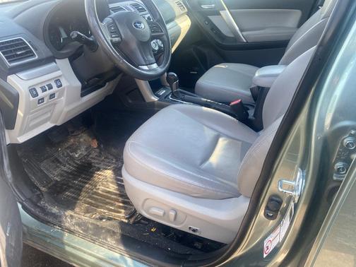 2016 Subaru Forester 2.5i Touring