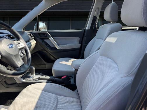 Dark Gray Metallic 2015 Subaru Forester 2.5i Premium