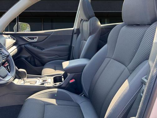 Crystal White Pearl 2020 Subaru Forester Premium