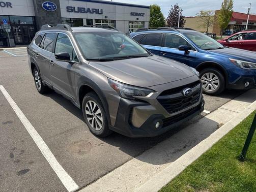 Brilliant Bronze Metallic 2024 Subaru Outback Premium