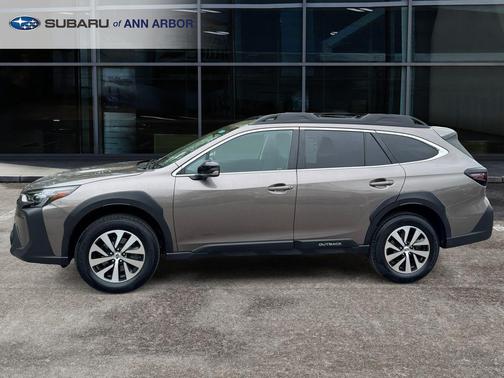 Brilliant Bronze Metallic 2024 Subaru Outback Premium