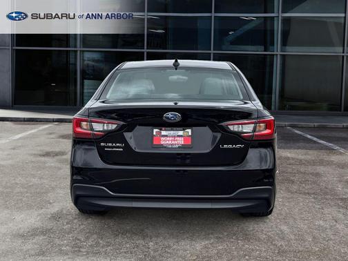 Crystal Black Silica 2025 Subaru Legacy Premium