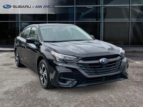Crystal Black Silica 2025 Subaru Legacy Premium