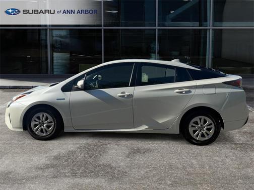 2017 Toyota Prius Two