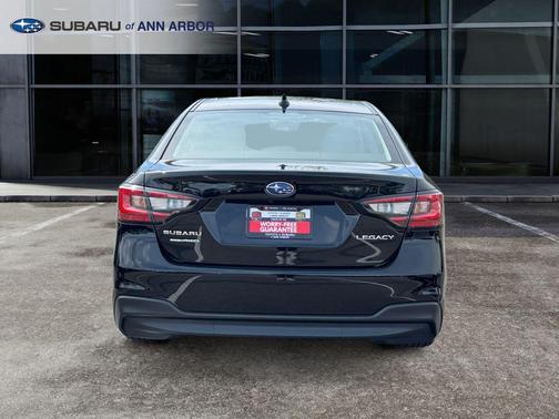 Crystal Black Silica 2025 Subaru Legacy Premium