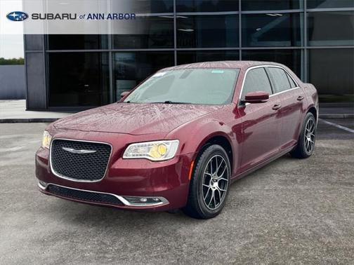 2021 Chrysler 300 Touring