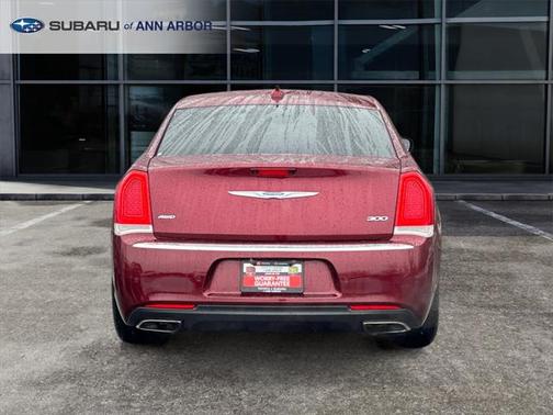 2021 Chrysler 300 Touring