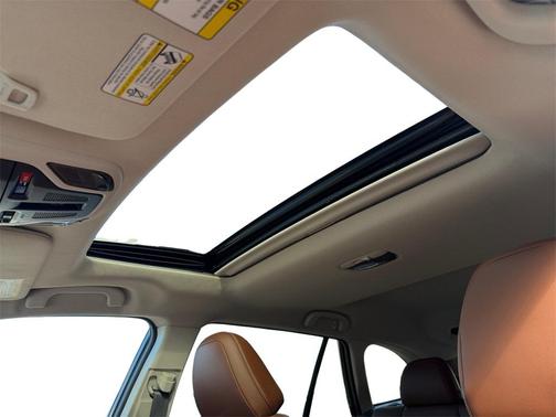 2022 Subaru Outback Touring XT