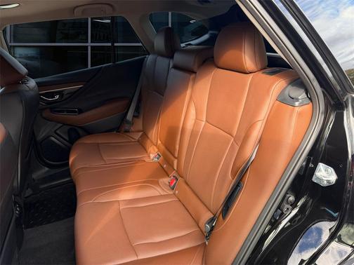 2022 Subaru Outback Touring XT