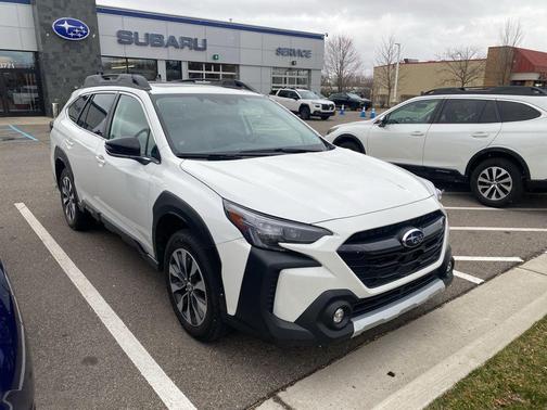 Crystal White Pearl 2024 Subaru Outback Limited
