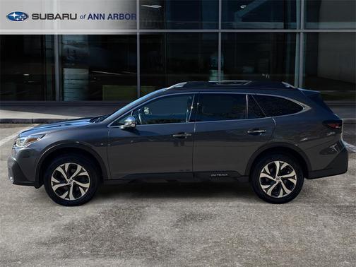 2022 Subaru Outback Touring XT