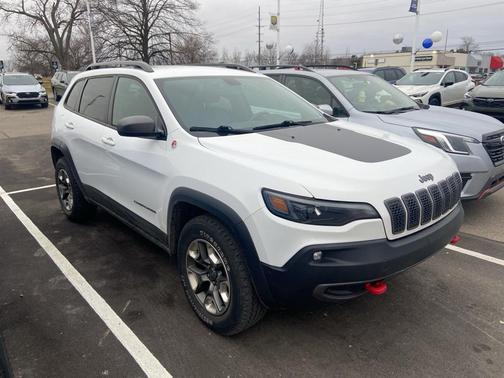 2019 Jeep Cherokee Trailhawk