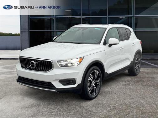 2021 Volvo XC40 T5 Inscription