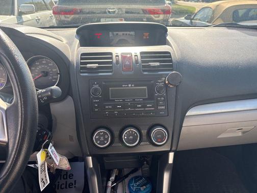 Quartz Blue Pearl 2015 Subaru Forester 2.5i Premium