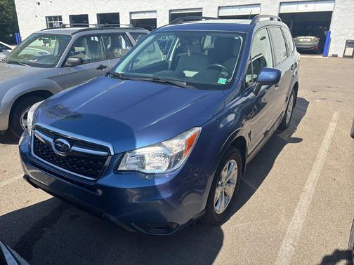 Quartz Blue Pearl 2015 Subaru Forester 2.5i Premium