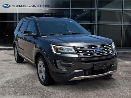 Magnetic Metallic 2017 Ford Explorer XLT