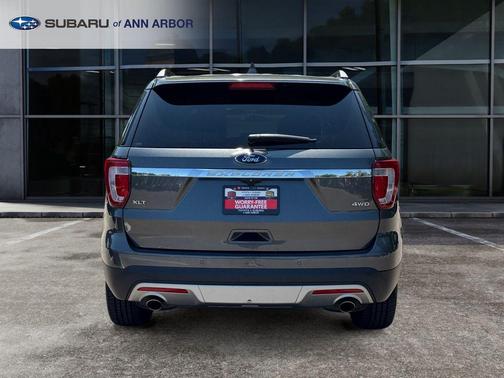 Magnetic Metallic 2017 Ford Explorer XLT